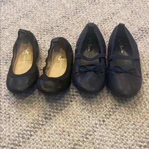 Girls ballet flats -
Black Yosi Samra size 11
Navy Nina size 11.5
